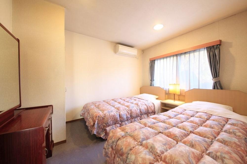 Izu Ippeki Lake Lakeside Terrace Іто Екстер'єр фото