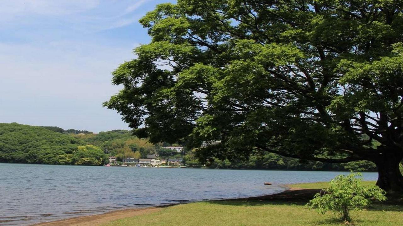 Izu Ippeki Lake Lakeside Terrace Іто Екстер'єр фото